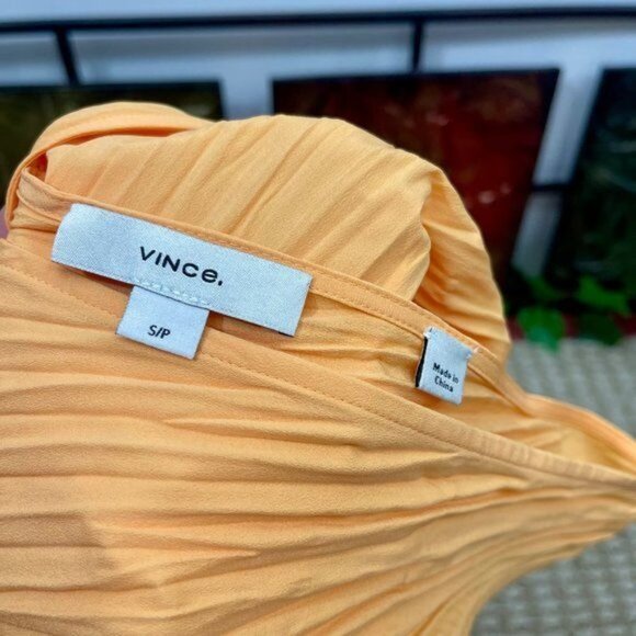 New  Vince Crushed Double V-Neck Tank in Light Tangerine Size S - Picture 7 of 10